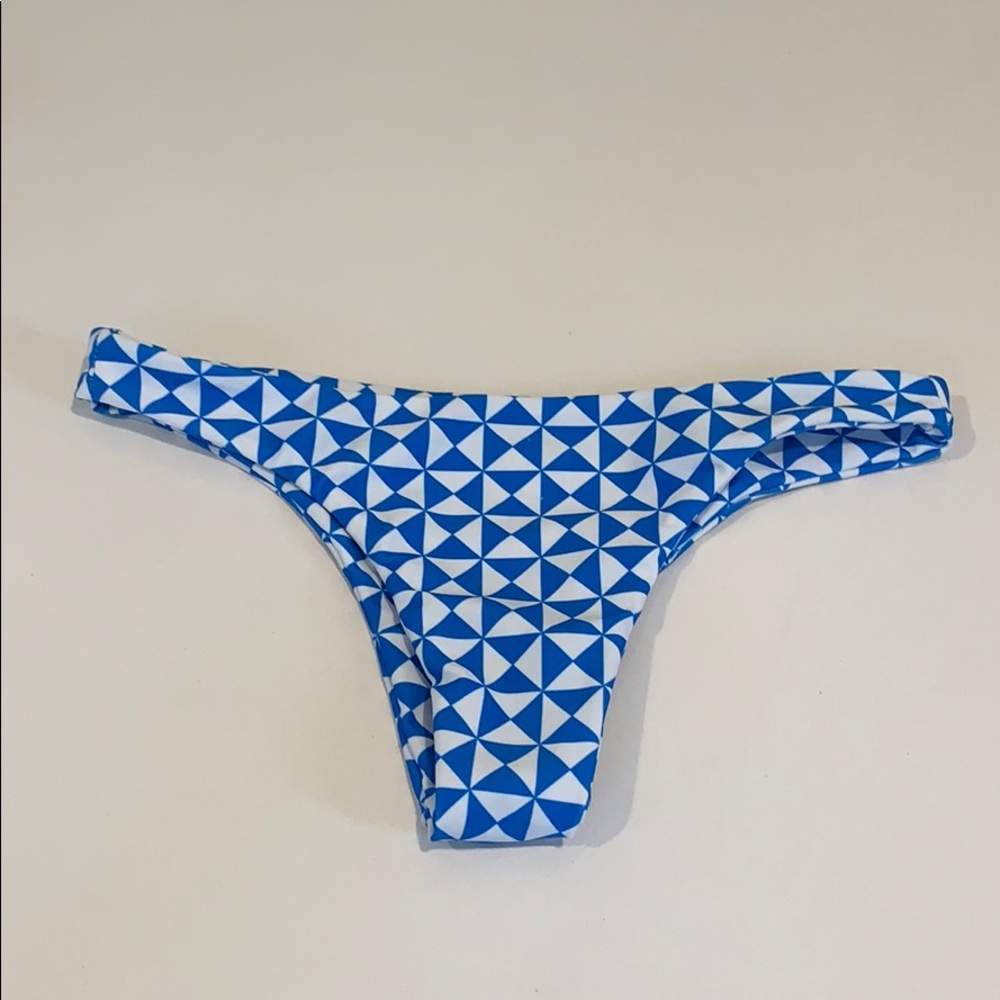 Mikoh Cheeky bottoms